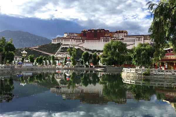 拉薩+納木錯+羊湖、日喀則、珠峰 8天7晚