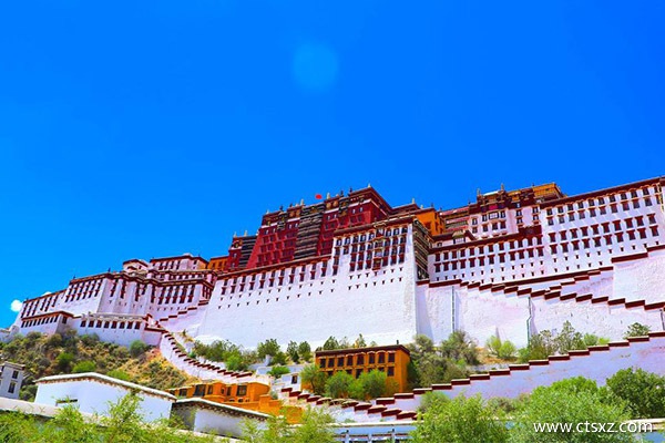 西藏旅游大概費用多少