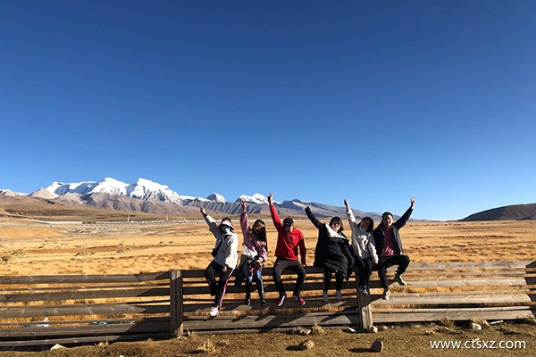 西藏旅游跟團(tuán)還是自由行