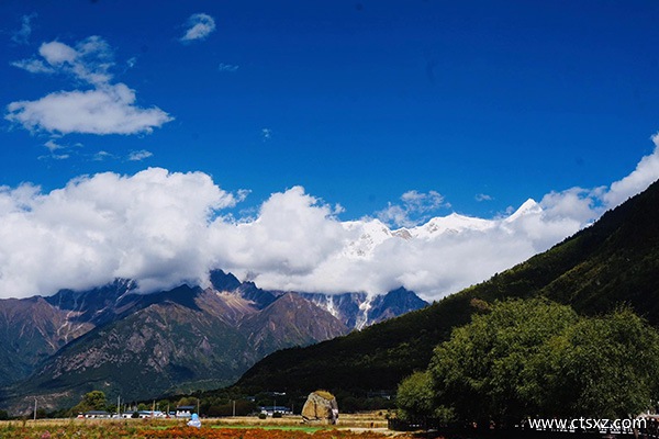 西藏旅游包車費(fèi)用大概多少