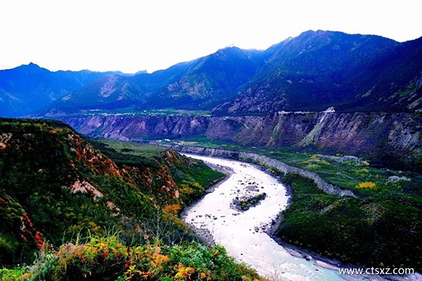 西藏樂(lè)高途旅行社