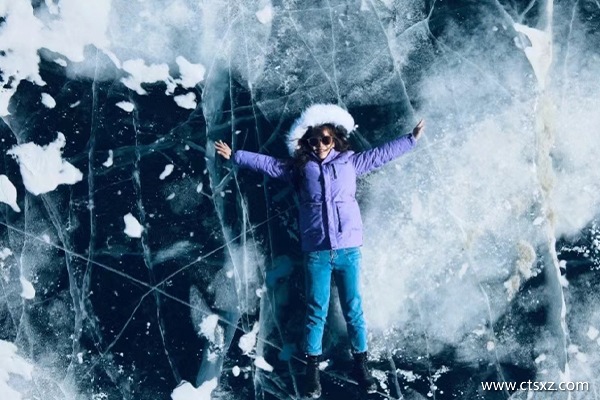 跟旅游團(tuán)去西藏一個(gè)人大概多少錢(qián)