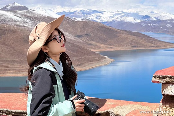 跟旅游團(tuán)去西藏一個(gè)人大概多少錢(qián)